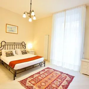 Domus Borbonica Bed & Breakfast